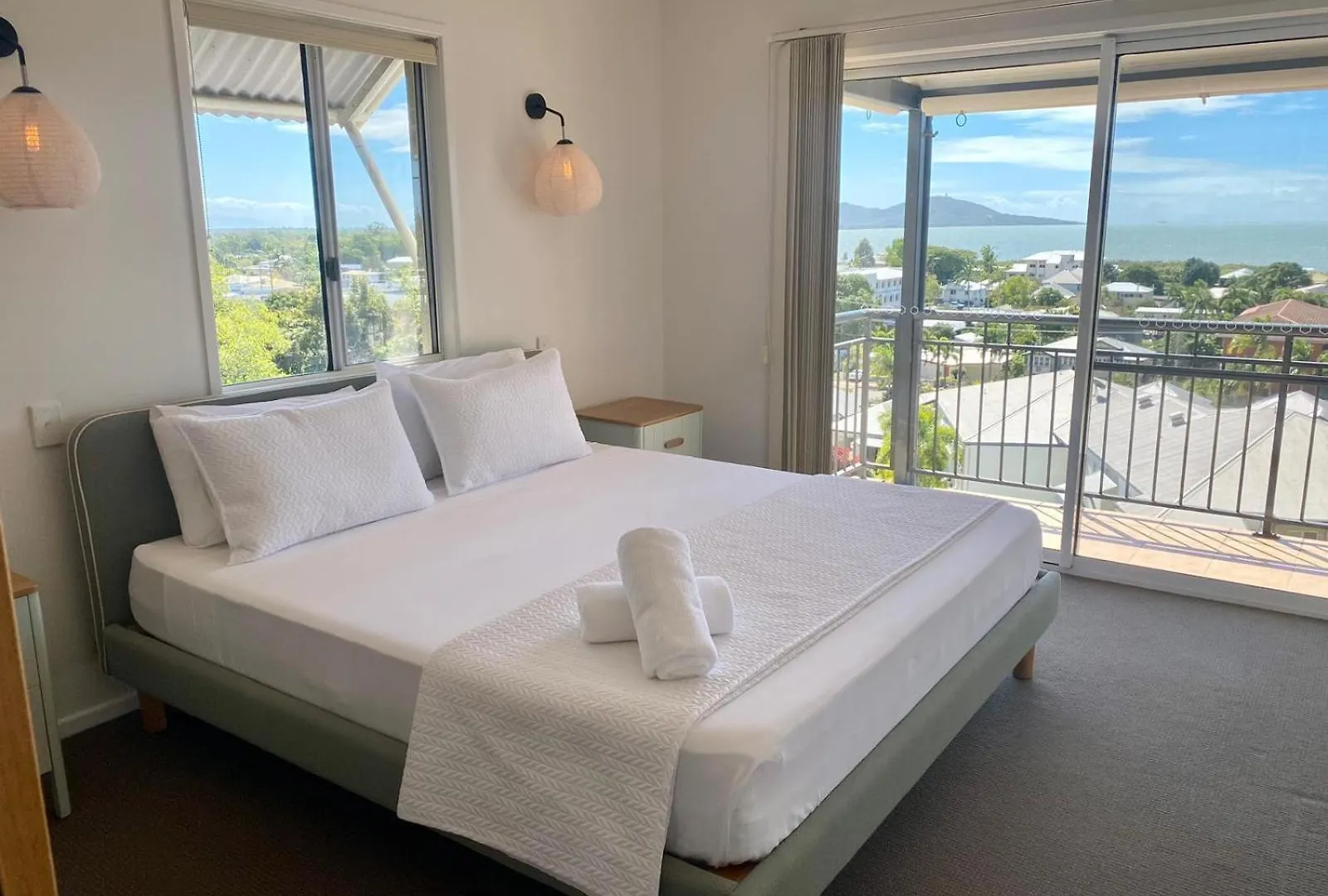 On Top Of The World On Bundock Townsville
