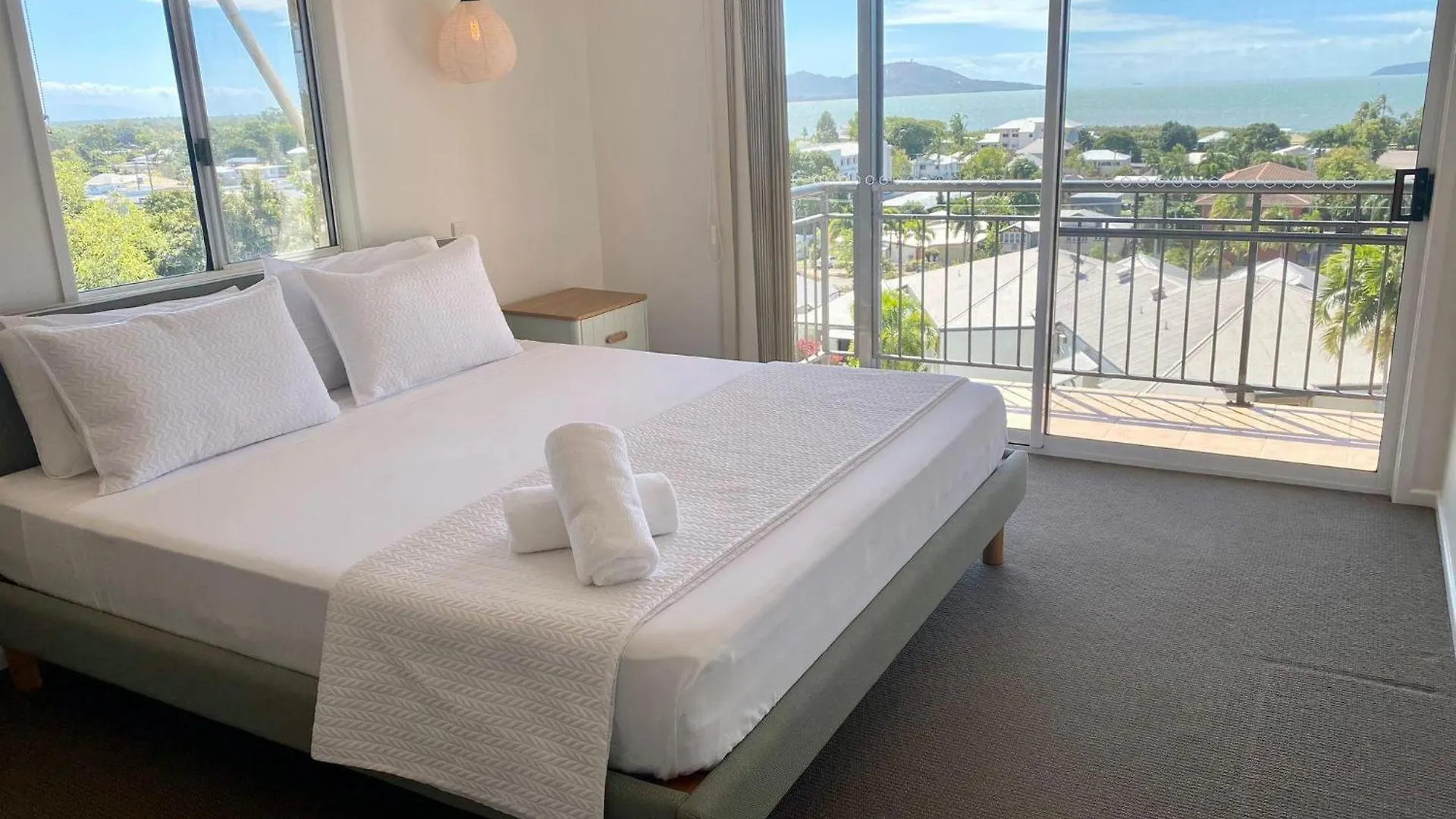 On Top Of The World On Bundock Townsville